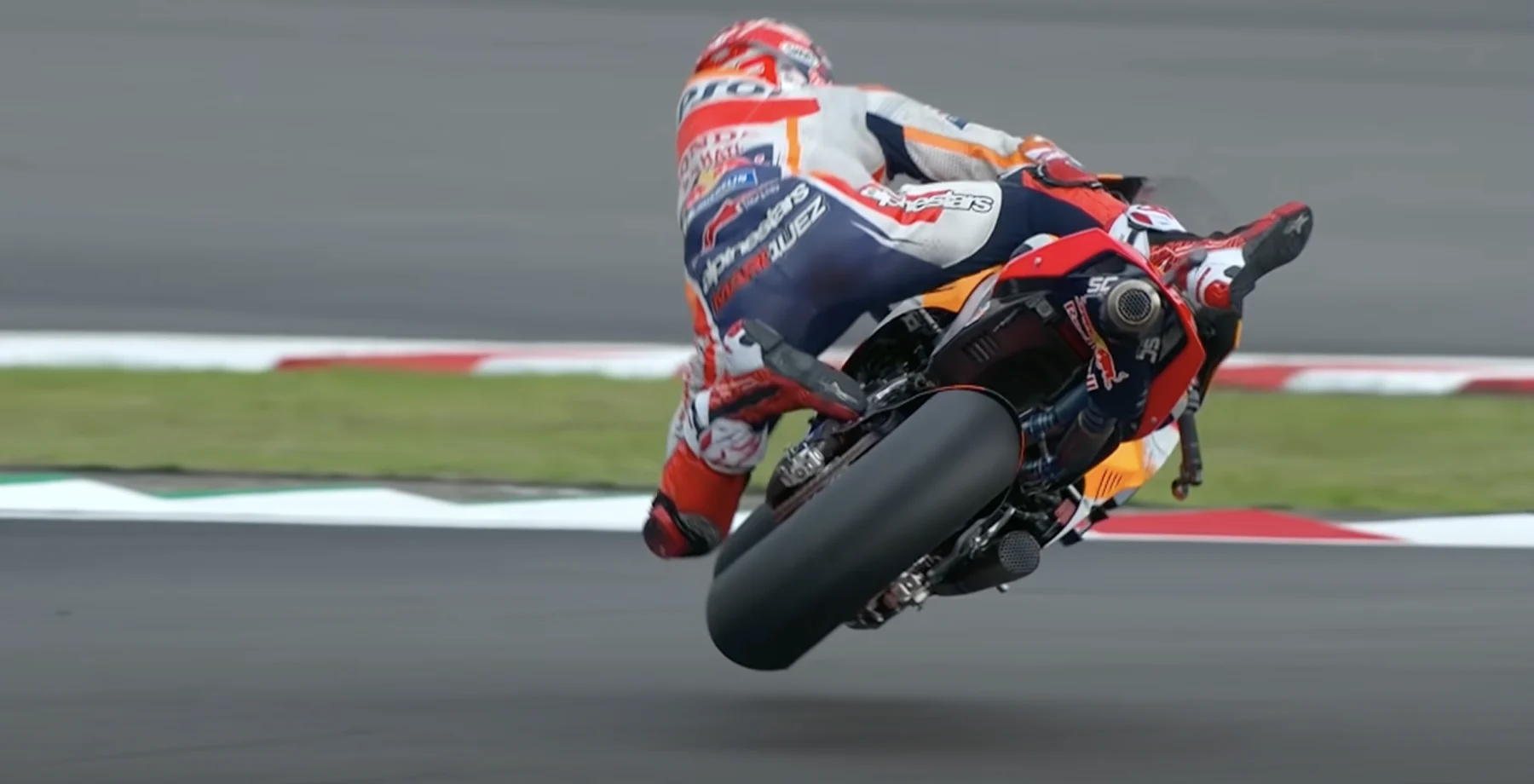 Marc Márquez crashing in highside on his motorcycle in 2019 Malaysian GP