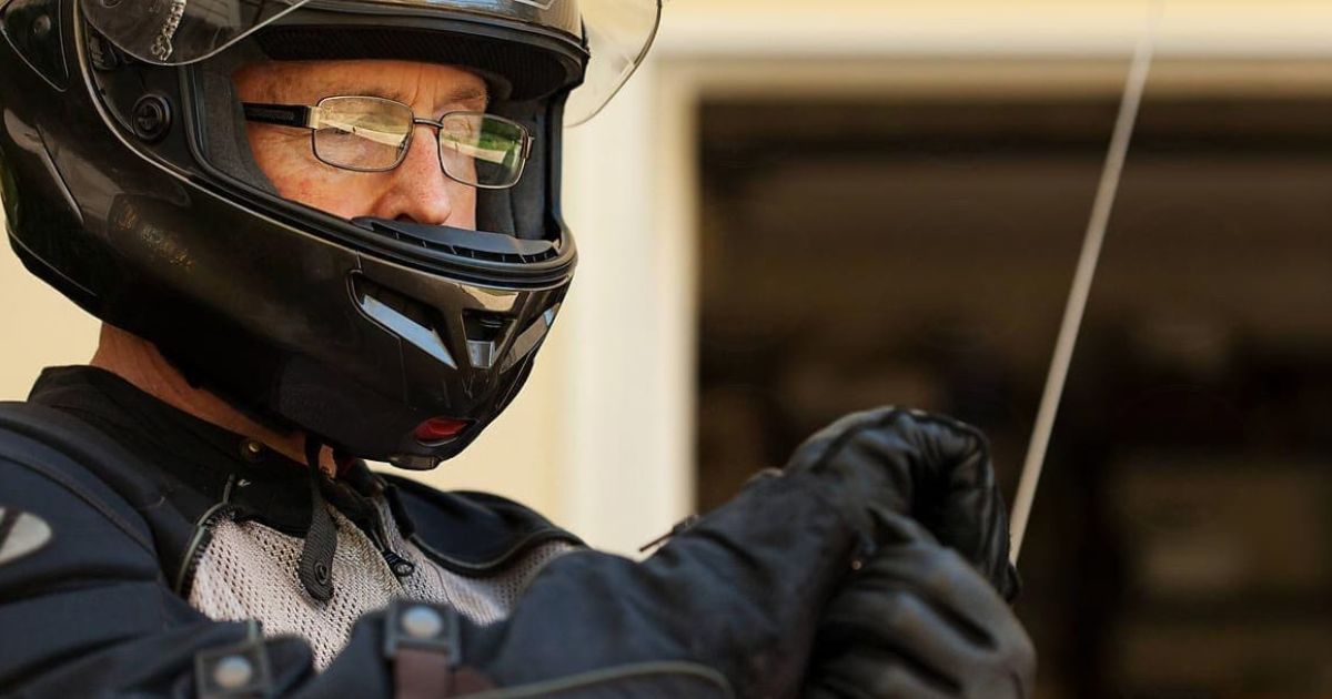 Best Motorcycle Helmets That Work With Glasses