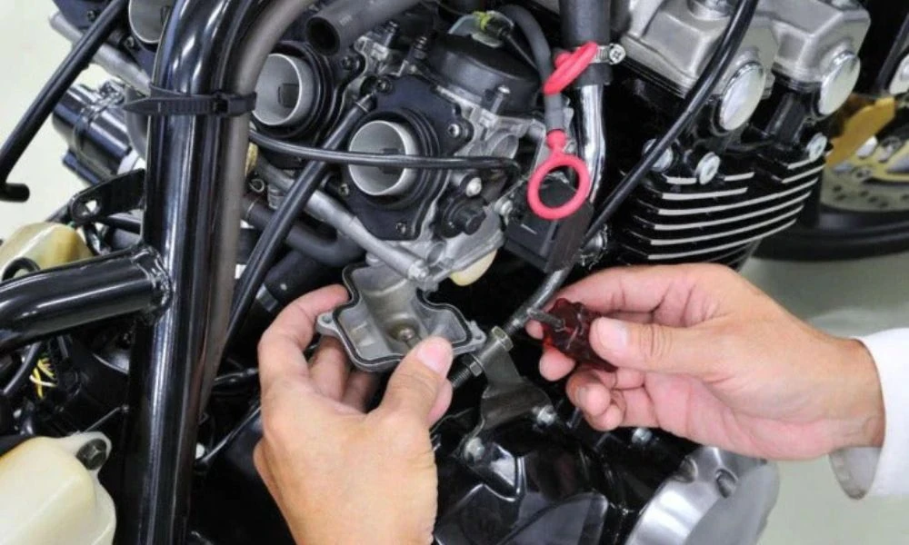 How to Use a Carburetor Cleaner
