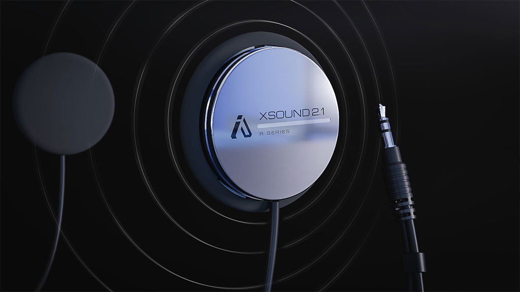 IASUS XSound 2.1 helmet speaker with polished metal face and 3.5 mm jack