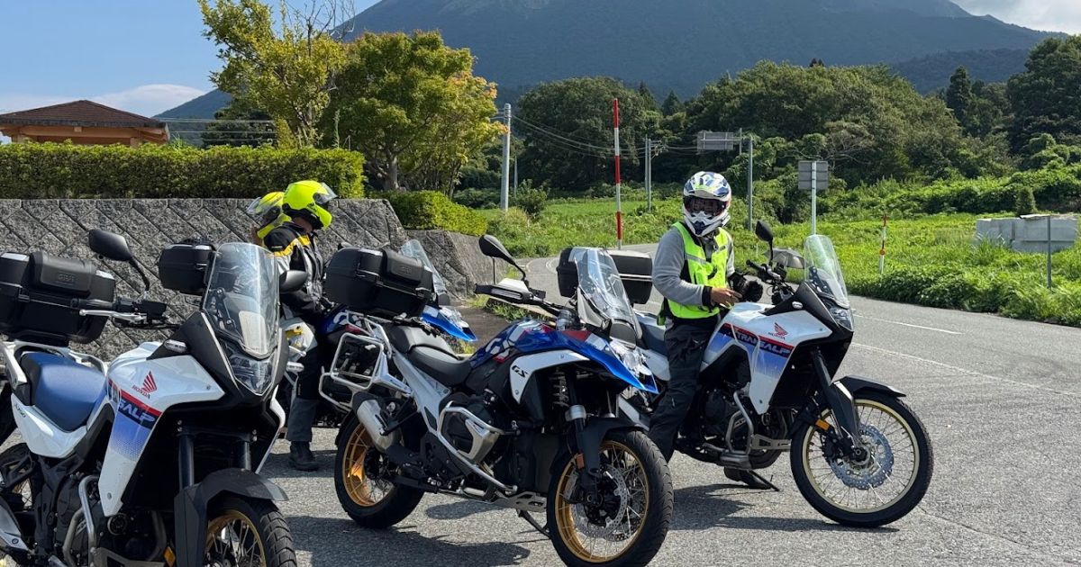 The 6 Best Motorcycle Kidney Belts for Touring & Back Support