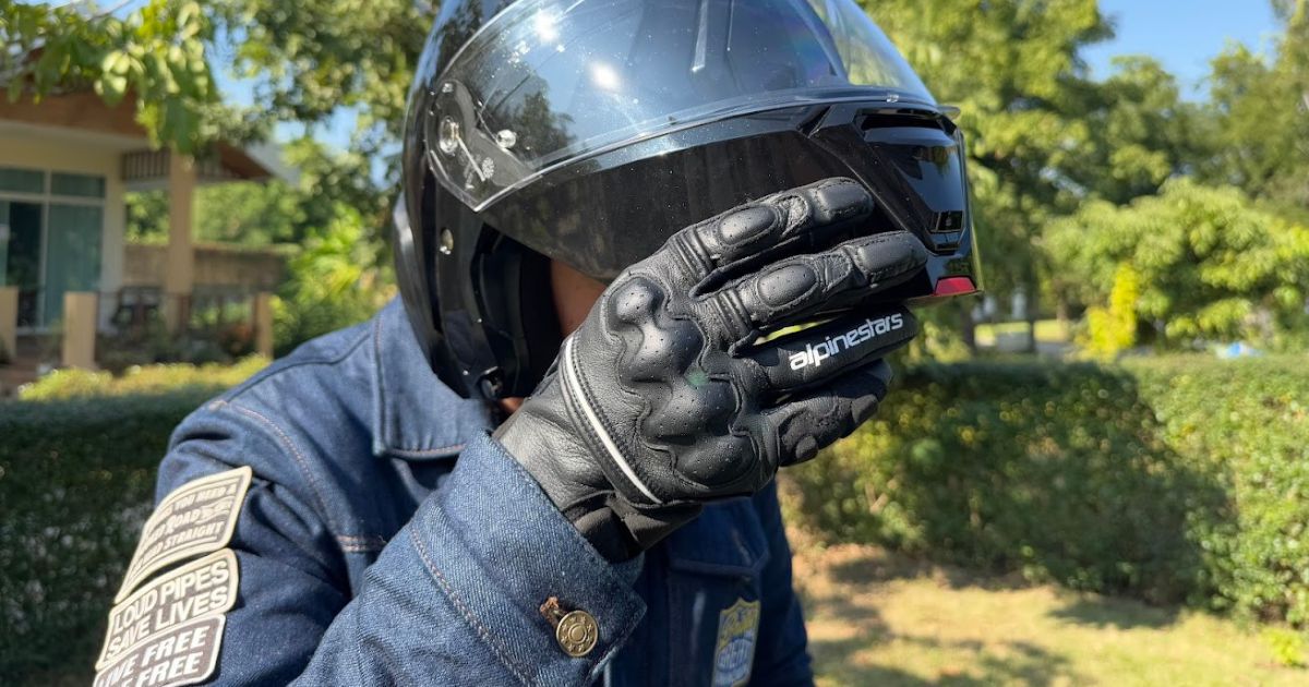 The Best Beginner Motorcycle Gloves: What to Buy (and What I Wish I Hadn’t)